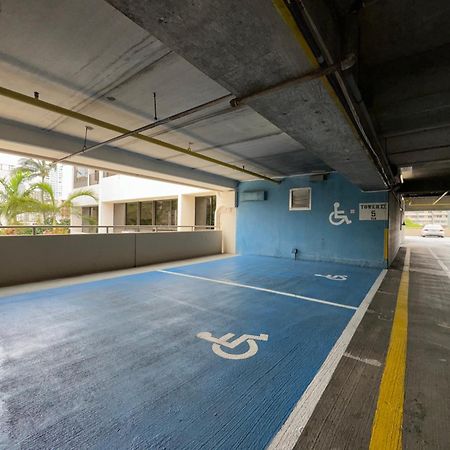 Waikiki Banyan 1Br With Great Ocean Views, Steps To Beach & Parking! Honolulu Buitenkant foto