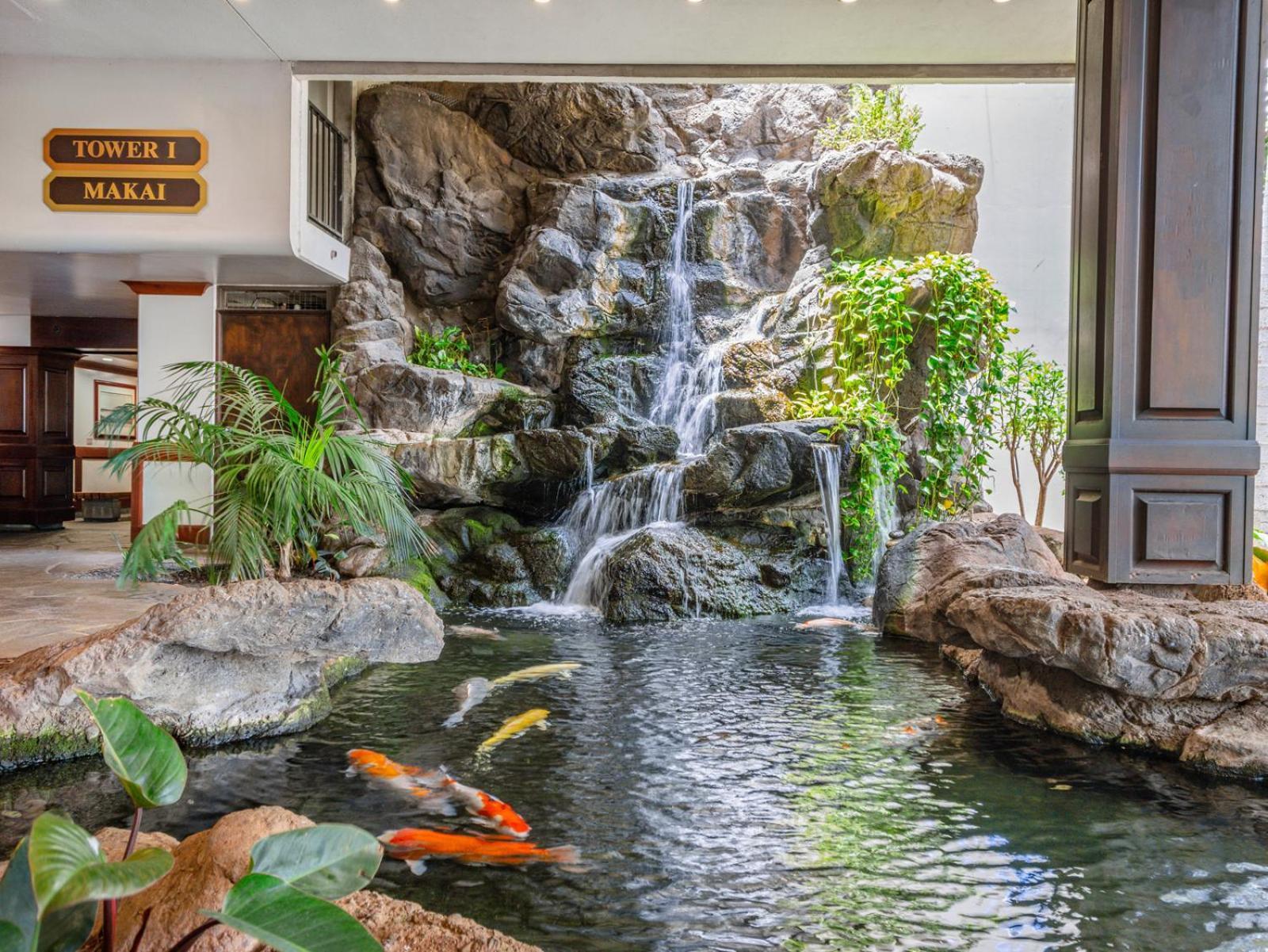 Waikiki Banyan 1Br With Great Ocean Views, Steps To Beach & Parking! Honolulu Buitenkant foto