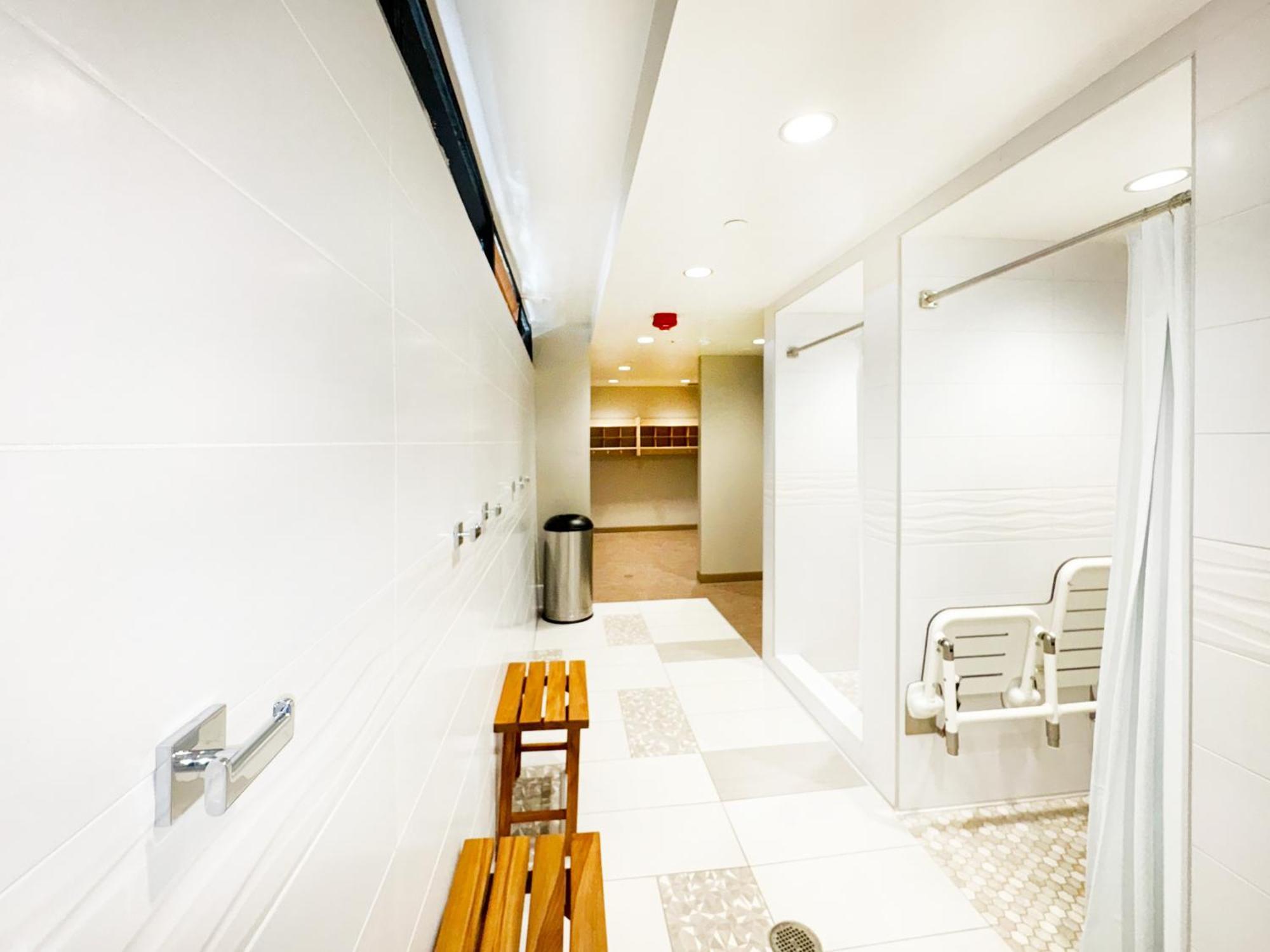 Waikiki Banyan 1Br With Great Ocean Views, Steps To Beach & Parking! Honolulu Buitenkant foto