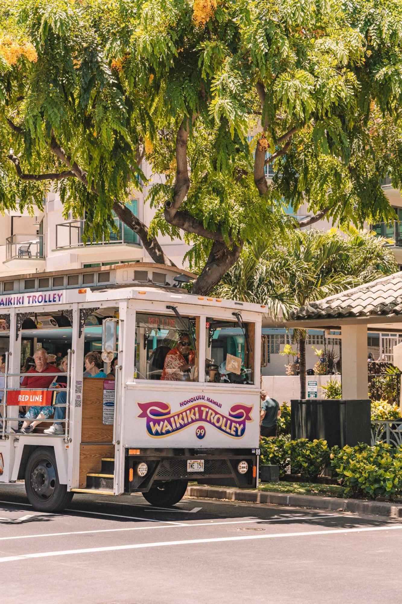 Waikiki Banyan 1Br With Great Ocean Views, Steps To Beach & Parking! Honolulu Buitenkant foto